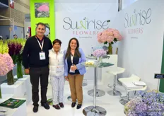 The team of Sunrise Flowers, the new trade mark by Sabanilla, a grower of hydrangea and Snapdragon in Colombia. This new name was revealed right here at Proflora.